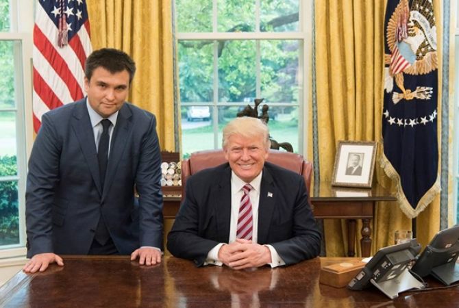 US President Trump, Ukraine’s FM discuss Donbass in White House
