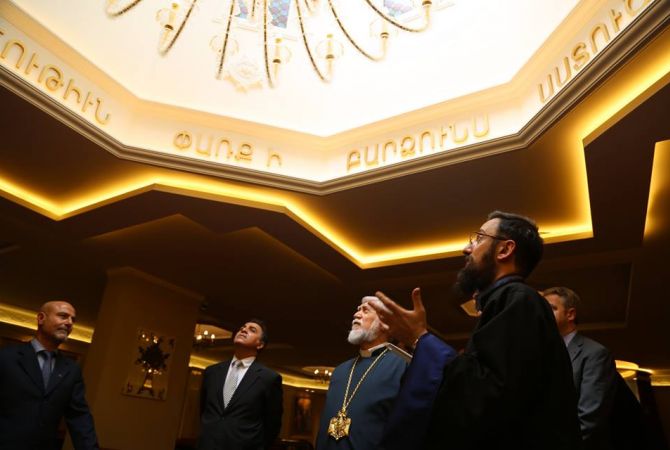 Католикос Арам Первый посетил новоотстроенную церковь в Кувейте