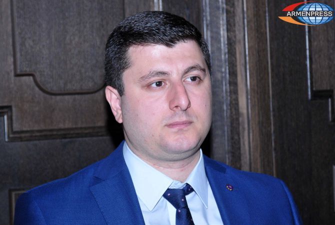 Сопредседатели Минской группы ОБСЕ должны подкрепить свое заявление действенными 
шагами: Тигран Абрамян