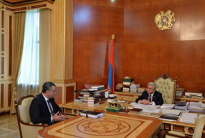 Acting minister of agriculture briefs President Sargsyan on ongoing reforms and projects  