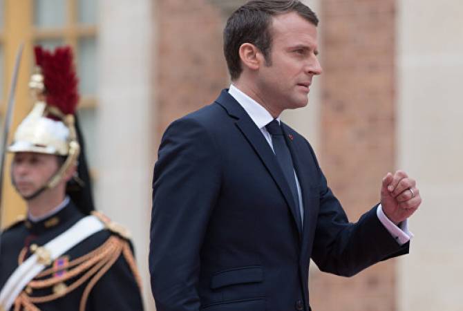  Партия Макрона лидирует на парламентских выборах во Франции, показал опрос 
