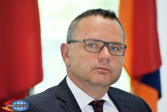 Франция сожалеет о закрытии ереванского офиса ОБСЕ: посол Франции в Армении Жан-
Франсуа Шарпантье 