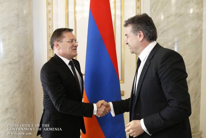 Armenian PM holds meeting with Russia’s Rosatom Corporation boss 