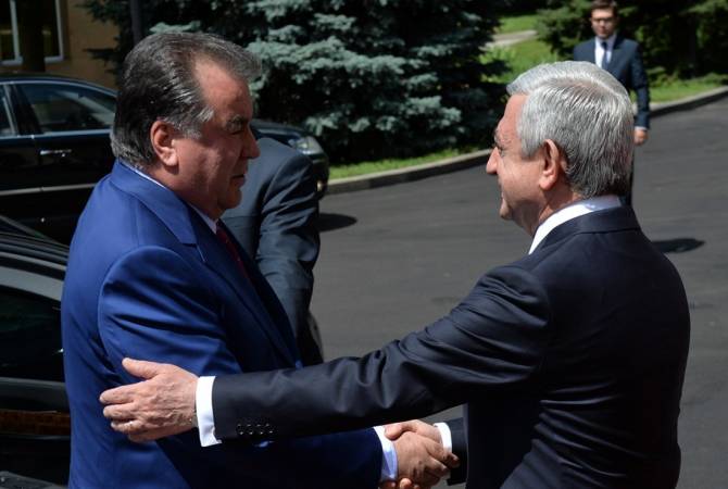 Farewell ceremony for Tajikistan’s President held at Armenian Presidential Palace