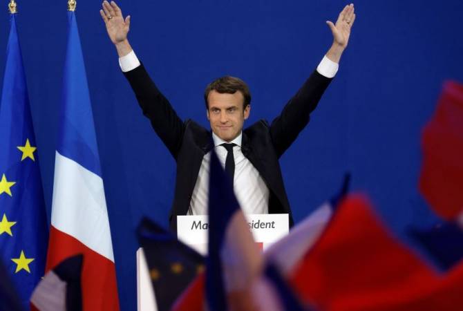 МВД Франции официально объявило о победе сторонников Макрона на выборах в 
парламент