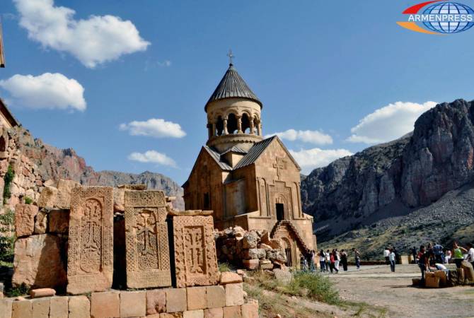 Հայաստանը ծրագրում է 5 տարում երկիր այցելող զբոսաշրջիկների թիվը հասցնել 
տարեկան առնվազն 3 միլիոնի