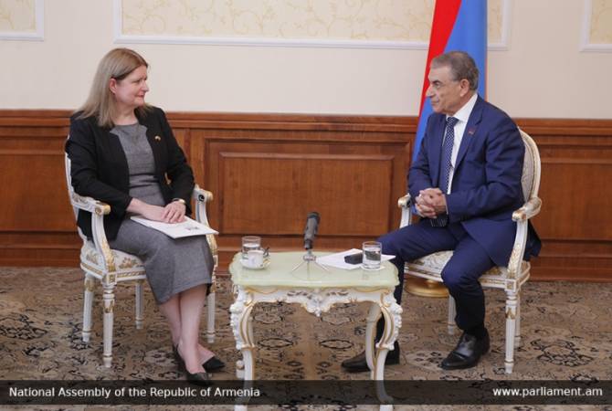 Armenian parliament speaker receives Ambassador of UK