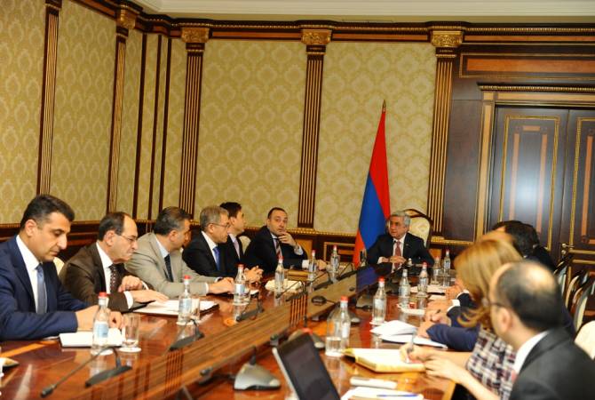 ՀՀ Նախագահը խորհրդակցություն է անցկացրել հայ-ռուսական համագործակցության 
օրակարգի հարցերի շուրջ