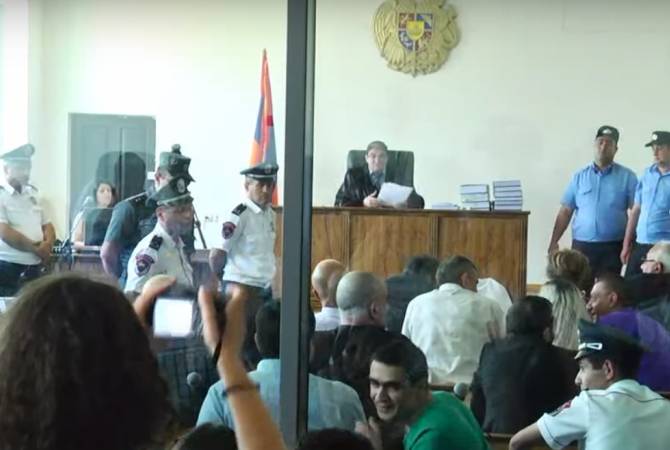 Обвиняемый по делу о захвате территории полка ППС Гагик Егиазарян был удален из зала 
судебных заседаний