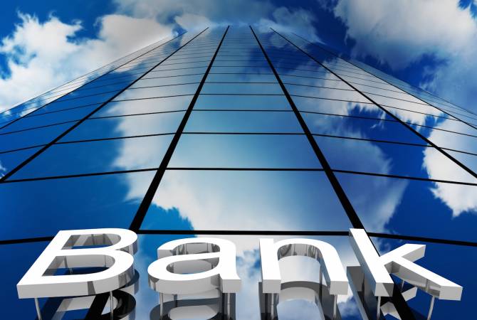 Ադրբեջանում 10 բանկ սնանկացման եզրին է