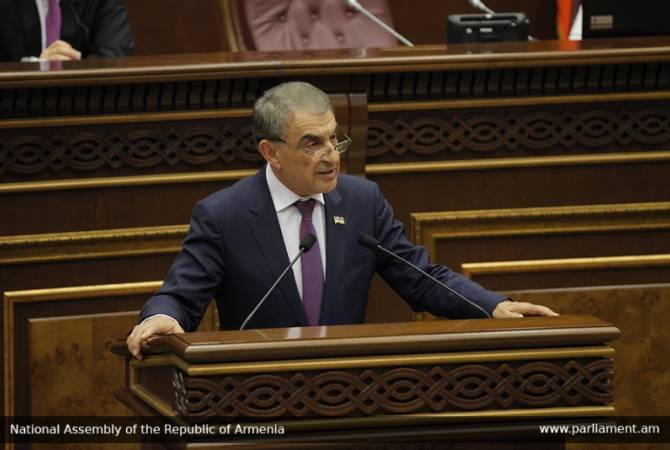 Программа  правительства Армении исходит из интересов нашего гражданина и нашей страны