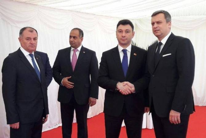 Вице-спикер НС Армении встретился с председателем парламента Словакии