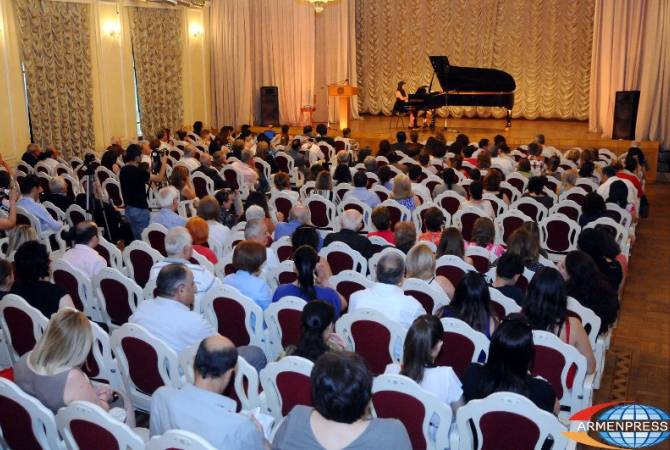 تقديم أعمال المؤلفين الموسيقيين الأرمن من قبل عازفين شباب لبنانيين ضمن حفل موسيقي