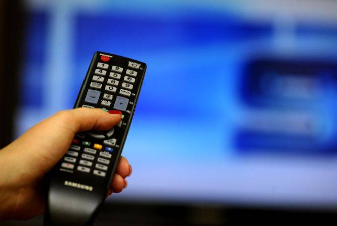 Մասնագետներին նույնպես մտահոգում են հայկական հեռուստաալիքներով ցուցադրվող 
անորակ սերիալներն ու հաղորդումները