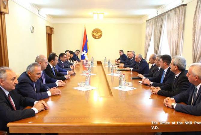 Президент Арцаха встретился с группой депутатов Национального собрания Республики 
Армения