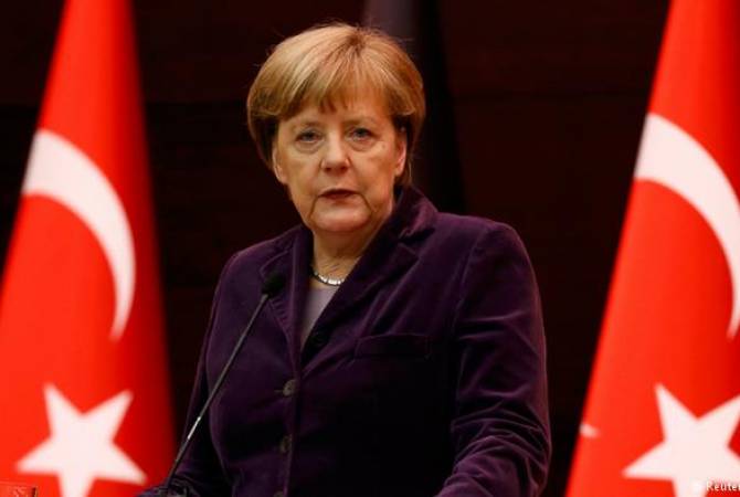 Angela Merkel condemns jailing of activists in Turkey 