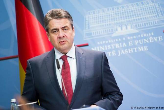 German-Turkish relations plunge into crisis, foreign minister Gabriel cuts short vacation