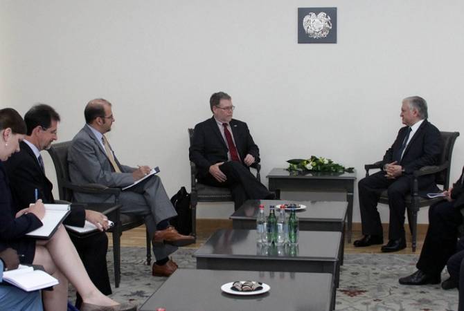 Armenian FM meets with US Trade representative 