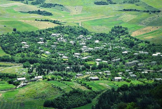 Азербайджан обстреливал армянские  приграничные села. Несмотря  на  встречу  Путин-
Алиев