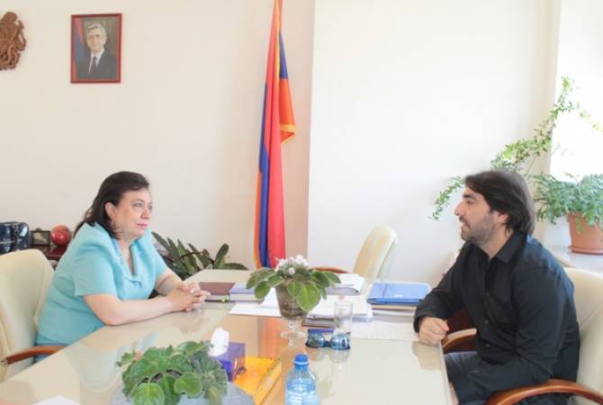 Argentine-Armenian lawyer visits Diaspora Ministry