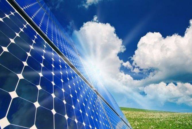 الألواح الشمسية المصنوعة بأرمينيا ذات أسعار تنافسية ومنخفضة
-هايك هاروتيونيان، نائب وزير البنى التحتية للطاقة والموارد الطبيعية-