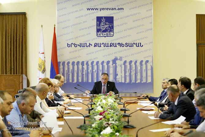  Мэрия Еревана проконтролирует должное выполнение работ, предусмотренных в рамках 
общегородского субботника 