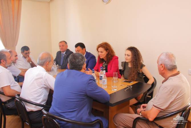 النائبة البرتغالية روبينا بيراردو تزور جمهورية آرتساخ وتلتقي برلمانيين أرمن- مناقشة عدة قضايا متعلقة 
بآرتساخ-