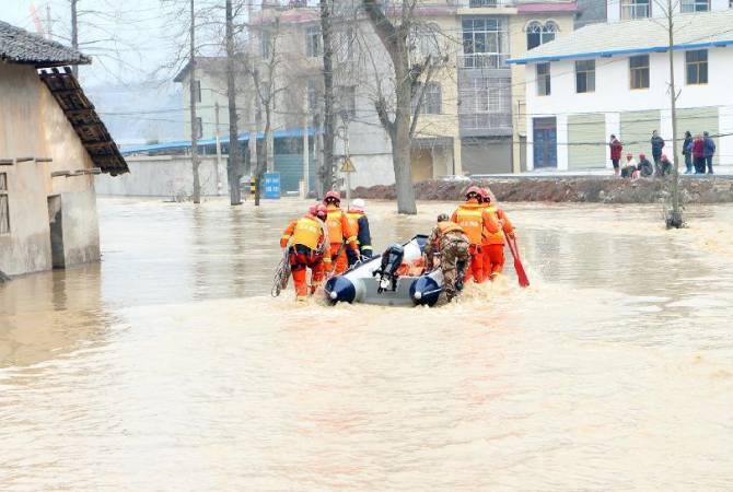В Центральном Китае прорвало плотину на одном из водоемов, более 700 человек 
эвакуированы