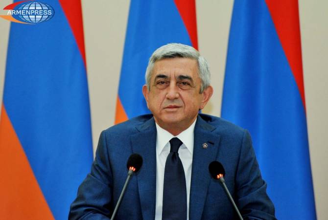Президент Армении Серж Саргсян направил поздравительное  послание  президенту  
Индии