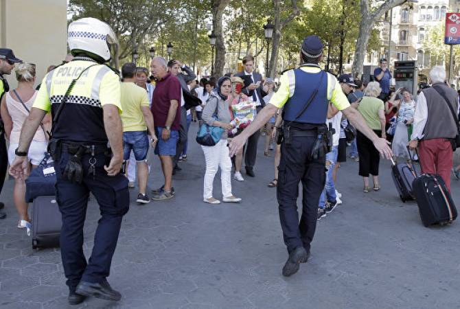 Террористы  удерживают заложников  в  турецком ресторане  Барселоны – СМИ 