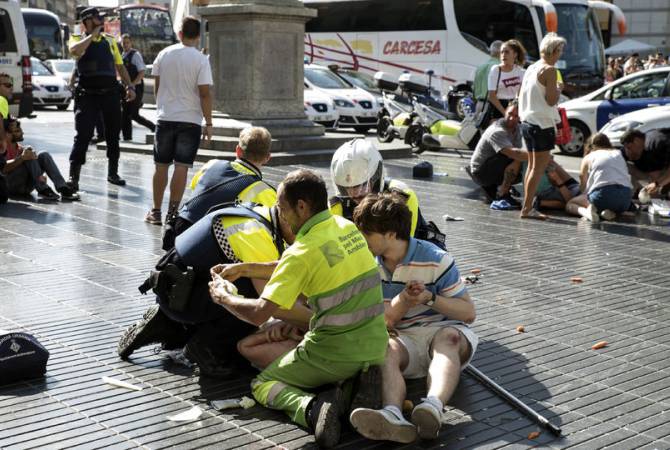 Граждане более 25 стран пострадали при теракте в Барселоне