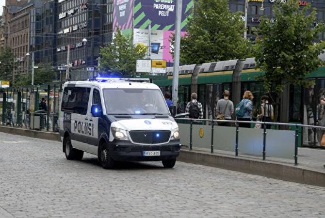 Ֆինլանդիայի ոստիկանությունն ուժեղացրել է անվտանգության միջոցառումները 
Հելսինկիի օդանավակայանում և կայարաններում 
