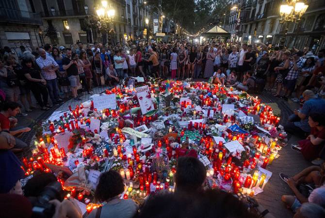 СМИ: более 50 человек остаются в больницах после терактов в Каталонии
