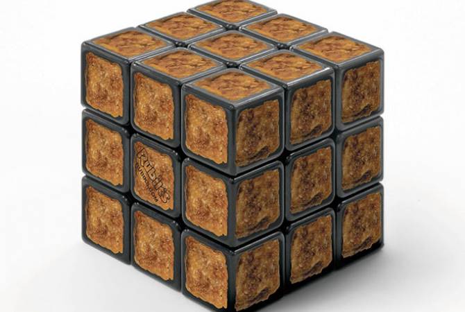 В Японии поступил в продажу кубик Рубика из сушеного мяса