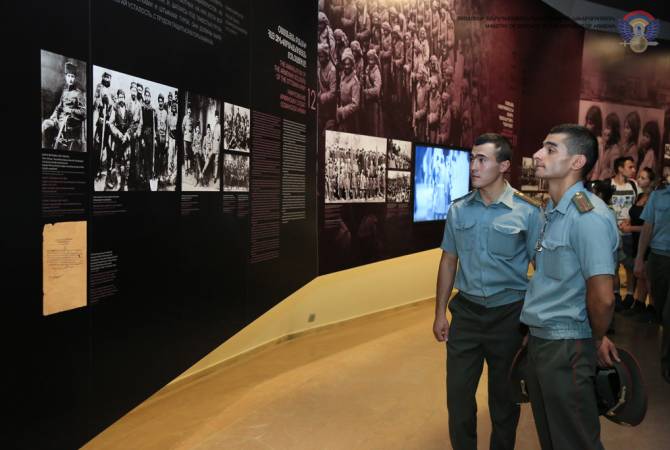 Ռազմաուսումնական հաստատությունների շրջանավարտներն այցելել են Հայոց 
ցեղասպանության թանգարան-ինստիտուտ