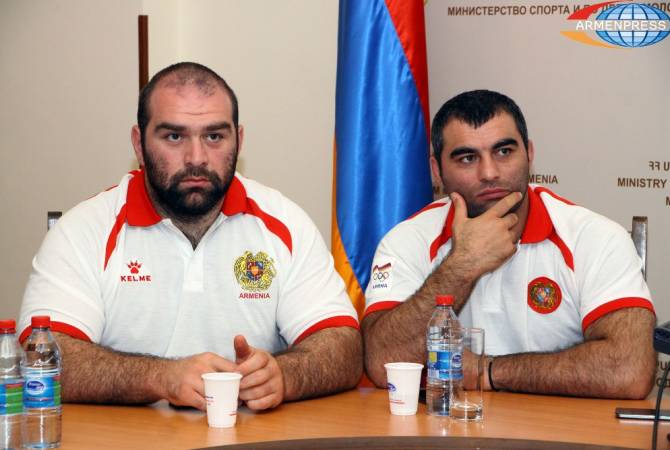 Борцы  из состава сборной Армении Леван Берианидзе и Георгий Кетоев подвели итоги 
чемпионата мира