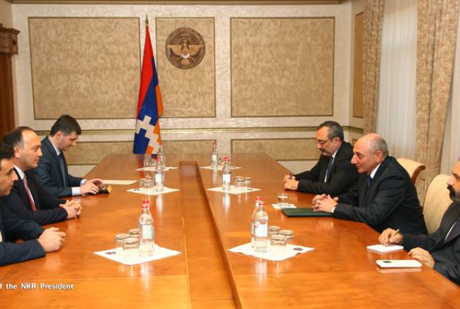  Президент Республики Арцах принял министра иностранных дел Республики Абхазия 