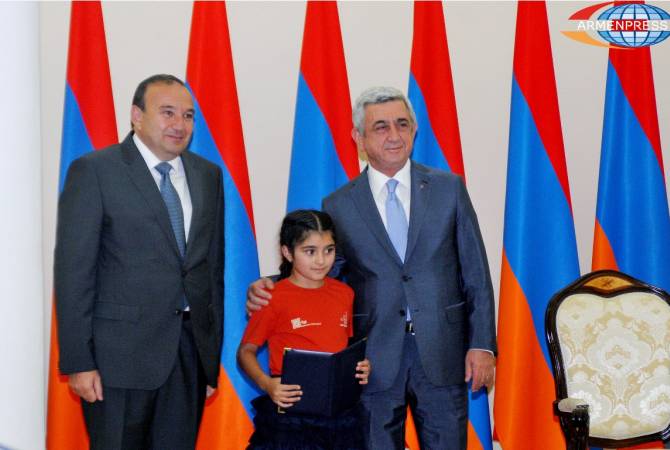 “We tie the country’s future with education & science”, President Sargsyan awards distinguished 
school kids