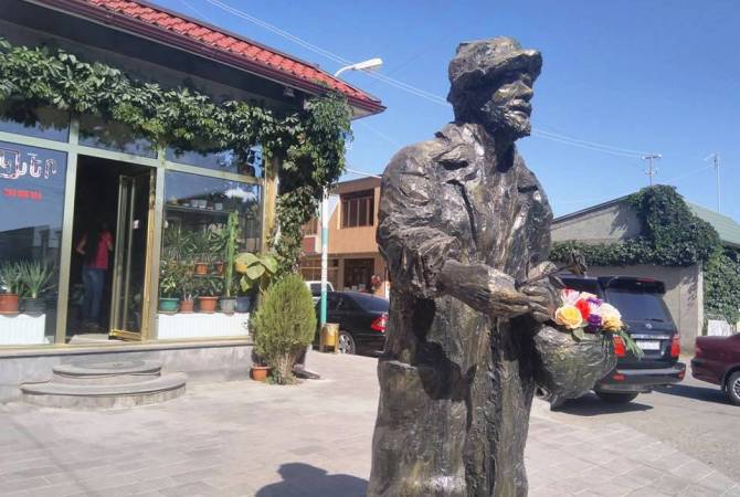 Մարտունի քաղաքում տեղադրվել է Կարաբալայի արձանը
