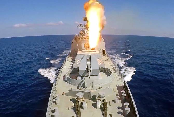 Russian warship fires salvo of cruise missiles at ISIS targets in Deir ez-Zor