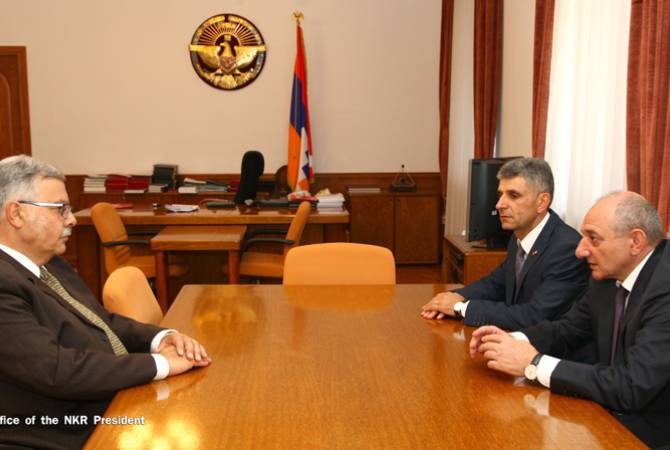 President of Artsakh holds meeting with ARF official 
