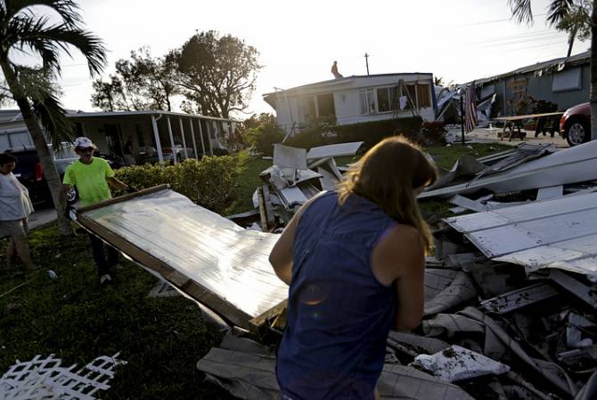 Более 3,7 млн домов и предприятий Флориды обесточены после урагана "Ирма"