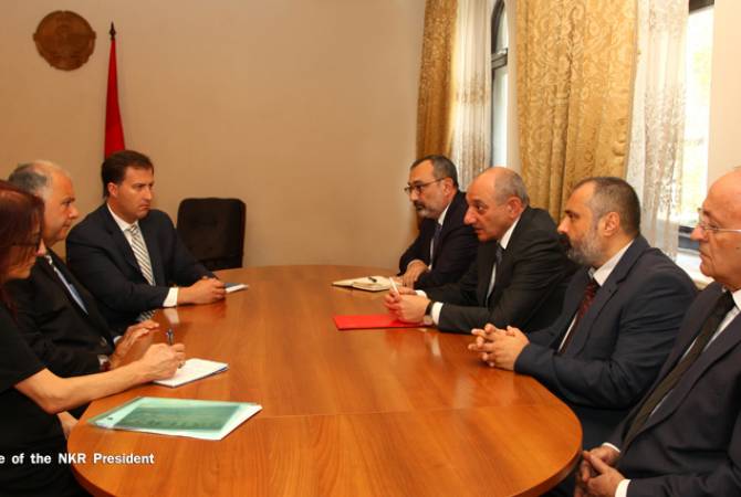 Президент Арцаха встретился с делегацией Армянской Ассамблеи Америки

