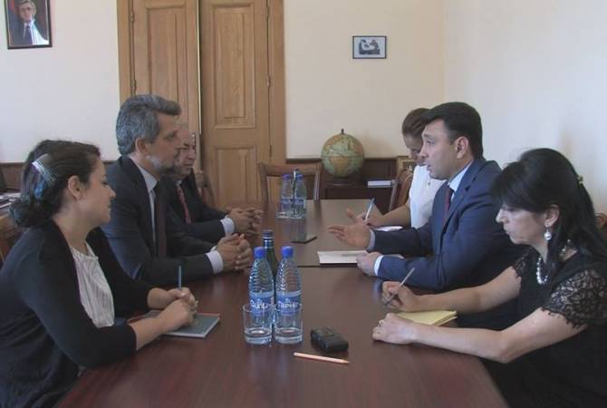 Armenian Parliament’s Vice Speaker hosts Garo Paylan