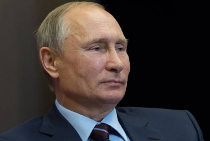Опрос: около 70% россиян хотят видеть Путина президентом после 2018 года