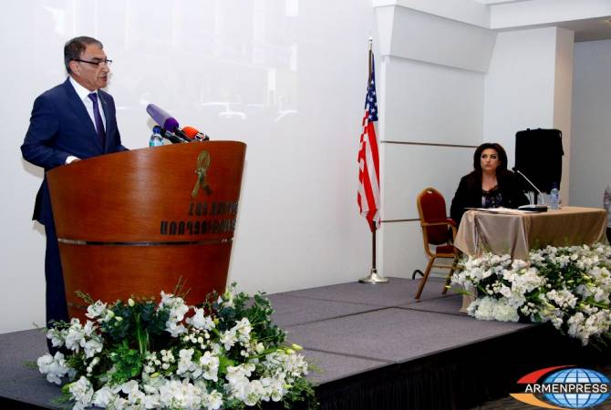 Председатель НС Армении присутствовал на мероприятии, посвященном 20-летию 
учреждения Армяно-американского центра здоровья

