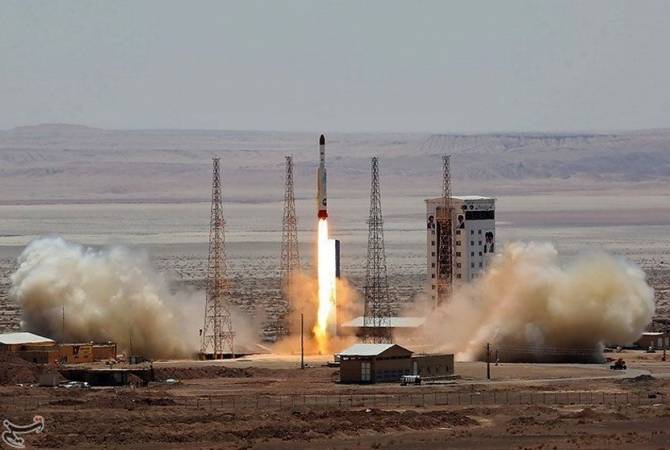 СМИ сообщили об успешном испытании Ираном баллистической ракеты