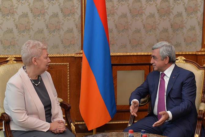 President Sargsyan receives Russian Minister of Education