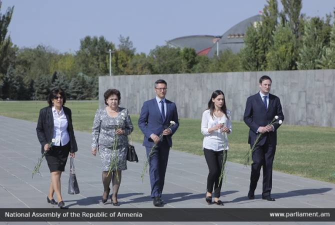 OSCE PA’s Special Representative visits Armenian Genocide Memorial in Yerevan