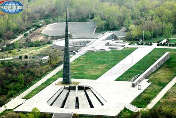 الوفد البرلماني التشيكي برئاسة رئيس مجلس الشيوخ ميلان ستتش يزور النصب التذكاري للابادة 
الجماعية الأرمنية-تستسرناكابيرد في يريفان